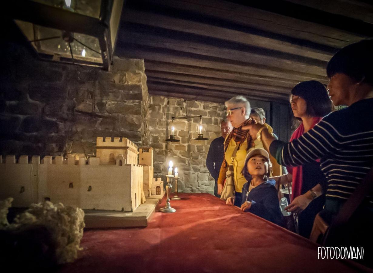 Castello Di Muggia Bed & Breakfast Dış mekan fotoğraf